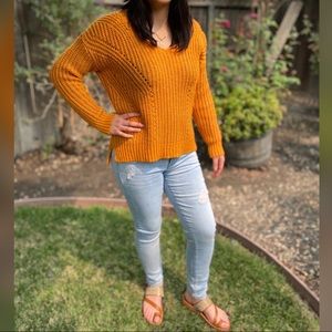 ✨ Mustard Sweater ✨